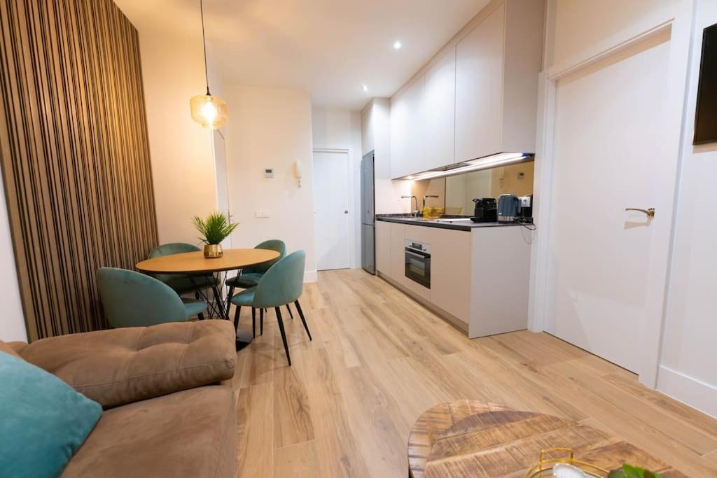 Apartamento Precioso Piso En Argueelles Madrid Exterior foto